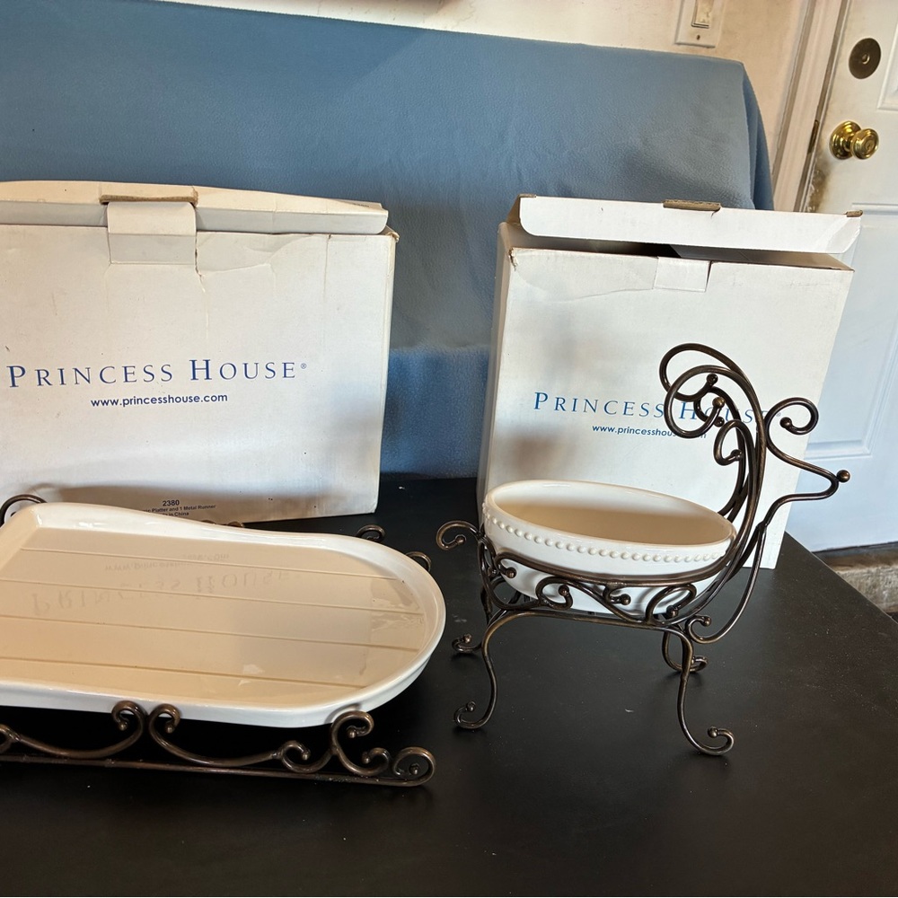 Princess House White Dish Set with Ornate Metal Stands